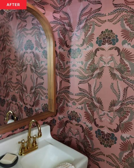 Wallpapered Bathroom, Bold Bathroom Wallpaper, Pink Wallpaper Bathroom, Pink Powder Room, Powder Room Redo, Parisian Interior Design, Wallpaper Powder Room, Pink Toilet, Bold Bathroom