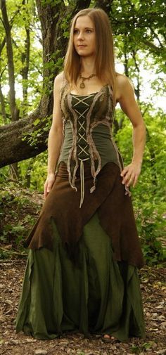 Mystic Wood Elf dress Diy Elf Costume, Dryad Costume, Faerie Costume, Elf Dress, Elf Cosplay, Green Orchid, Elf Costume, Fairy Clothes, Medieval Costume