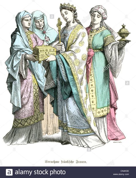 Download this stock image: 10th Century French Noble women - CN4K3D from Alamy's library of millions of high resolution stock photos, illustrations and vectors. 10th Century Clothing Women, 10th Century Fashion, 12th Century Clothing Women, 10th Century Clothing, 13th Century Fashion, 12th Century Fashion, 12th Century Clothing, 14th Century Clothing, Costume Clothes