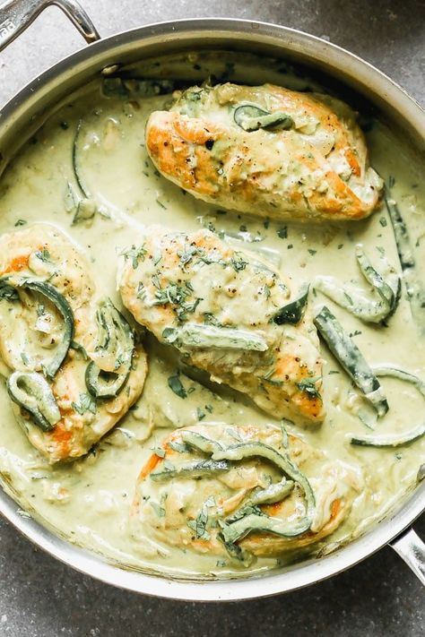 Creamy Poblano Chicken - Cooking for Keeps Creamy Poblano Chicken, Poblano Recipes, Poblano Cream Sauce, Poblano Chicken, Poblano Peppers Recipes, Poblano Sauce, Chicken Cooking, Seared Chicken Breast, Chile Poblano