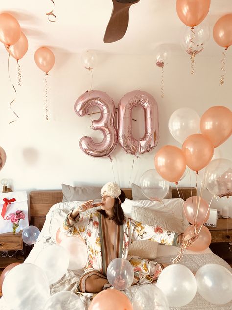 30th Birthday Hotel Room Decor, Hotel Room Birthday Decoration Women, Thirty And Thriving, 30th Birthday Ideas For Women, 30th Birthday Themes, Happy 25th Birthday, Birthday Room Decorations, Girls Birthday Party Decorations, 33rd Birthday