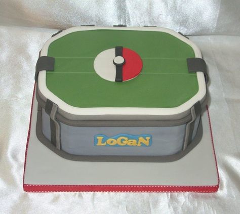 Pokémon Arena Birthday Cake Pokemon Stadium Cake, Pokemon Battle Cake, Pokemon Stadium, Pikachu Cake, Pokemon Battle, Pokémon Party, Pokemon Cake, Pokemon Birthday Party, Pokemon Party