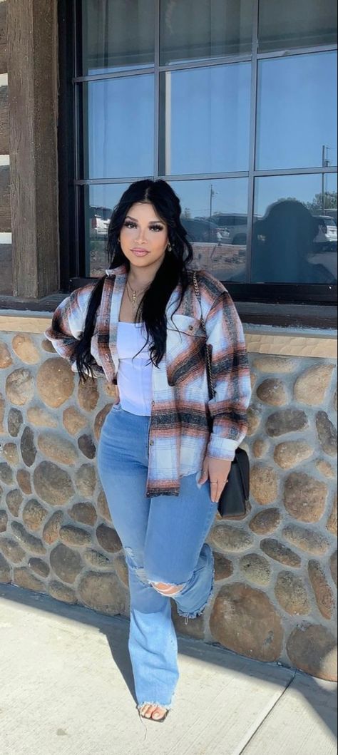 Thick Baddie Fall Outfits, Curvy Brunette Outfit, Bday Fits Winter, Airforce 1 Outfit Women Casual Winter, Midsize Jean Jacket Outfit, Baddie Outfits Mid Size, Winter Outfits Vaquera, Club Outfits With Thigh High Boots, Buckle Outfits Women Ideas