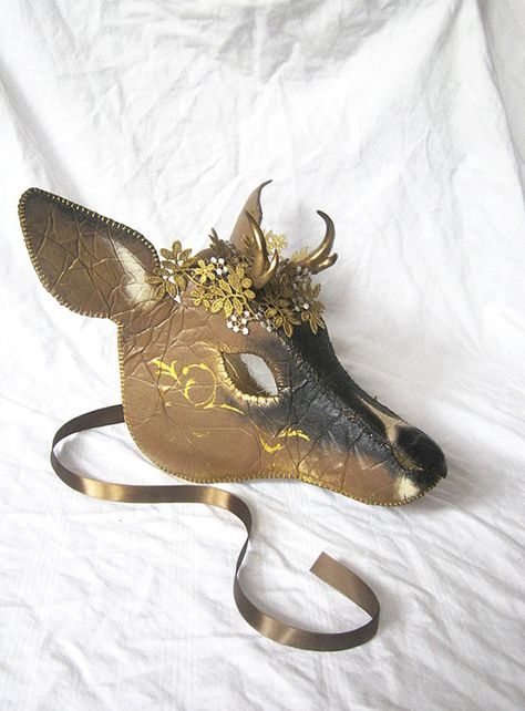 Halloween Costumes Homemade, Woodland Costume, Homemade Couples Costumes, Masquerade Aesthetic, Woodland Creatures Party, Deer Mask, Girl Group Costumes, Deer Costume, Couple Halloween Costumes For Adults