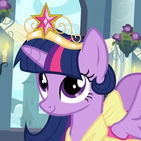 My Little Pony Pfp Twilight, Twilight Pfp Mlp, Mlp Twilight Sparkle Icon, Mlp Twilight Sparkle Fanart, Twilight My Little Pony, Twilight Sparkle Fanart, Twilight Sparkle Pfp, Twilight Pfp, My Little Pony Icon