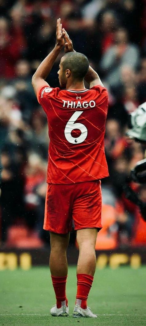 Thiago Alcântara Thiago Liverpool, Thiago Alcantara Wallpaper, Thiago Alcantara Liverpool, Bobby Firmino, Football Things, Mohamed Salah Liverpool, Liverpool Football Club Wallpapers, Sneakers Illustration, Liverpool Wallpapers