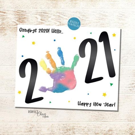 Handprint Template, Grandmother Birthday Gift, New Year's Eve Crafts, Baby Footprint Art, January Art, K Crafts, Baby Art Projects, Kids At Home, Footprint Art