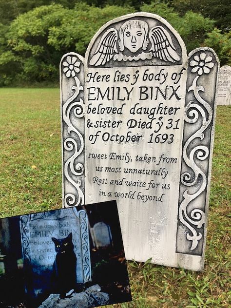 Thackery Binx Tombstone, Hocus Pocus Gravestone, Hocus Pocus Headstones, Hocus Pocus Tombstone Diy, Hocus Pocus Tombstone, Halloween Plastic Pumpkins, Tombstone Diy, Outside Halloween Decorations, Hocus Pocus Party