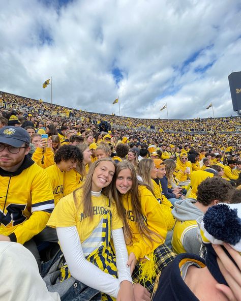 Maize Out Michigan Outfit, Michigan Football Outfit, Michigan Game Day Outfit Cold, University Of Michigan Football Outfits, Game Day Outfit Michigan, Michigan University, Michigan Game Day Outfit, Michigan Game Day, University Of Michigan Game Day Outfit