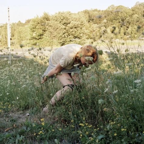 Justine Kurland, Olivia Bee, Cinematic Photography, The New Yorker, Girl Bands, Book Photography, Bending, New Yorker, Short Film