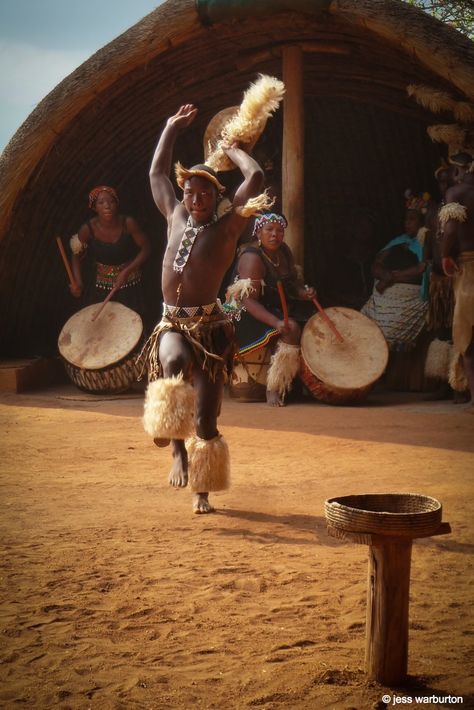 South Africa – A Zulu Village Dance South African Culture Aesthetic, Zulu Culture Aesthetic, Africa Culture Aesthetic, Zulu Aesthetic, South Africa Culture, South Africa People, Village Dance, South African Tribes, Zulu Dance