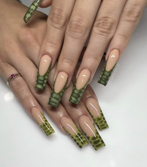 Green Fall Nails Square, Green Alligator Nails, Crocodile Nails Green, Green Croc Print Nails, Green Crocodile Nails, Green Croc Nails, Apple Green Nails, Olive Green French Tip Nails, Olive Nail Designs