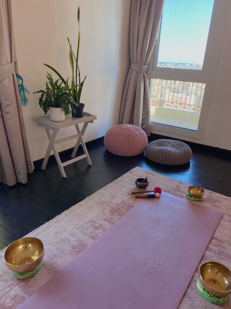 777 Sala Zen, Spiritual Bedroom, China Room, Yoga Content, Yoga Corner, Spiritual Room Decor, Spiritual Room, Meditation Corner, Workout Room