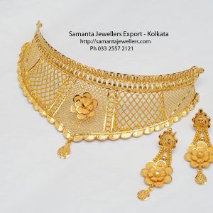 GOLD CHOKER DESIGNS | LATEST HANDMADE GOLD CHOKER NECKLACE | gOLD jEWELERY MANUFACTURER WHOLESALER EXPORTER KOLKATA INDIA| #GOLDNECKLACE #GOLDCHOKER #GOLDCHOKERNECKLACE #chokers #goldnecklace #bridaljewellery #lightweightjewellery #fancygold #lightweightjewellery #lightweightnecklace #chokernecklace #chokers #chokersets #wedding #weddingjewellery #weddingjewels Neck Choker Designs Gold, Gold Neck Choker, Choker Necklace Designs Gold Indian, Gold Indian Bridal Jewelry, Gold Choker Necklace Designs, Chokers Gold, Jewellery Choker, Choker Sets, Simple Necklace Designs