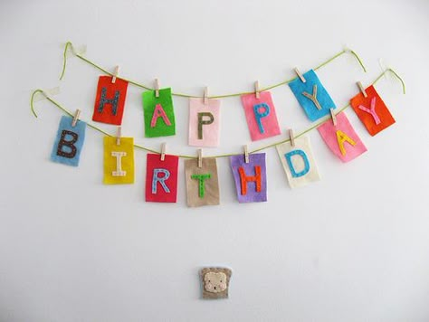 Untitled Birthday Banner Diy, Happy Birthday Crafts, Happy Birthday Banner Diy, Diy Birthday Banner, Banner Diy, Happy Anniversary Wishes, Happy Birthday Signs, Birthday Projects, Baby Banners