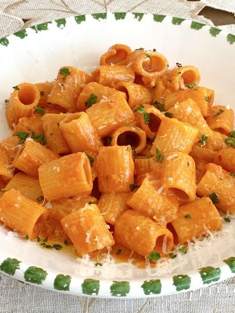 Luxurious Pasta With Vodka Cream Sauce - Proud Italian Cook Stuffed Scallops, Vegetable Torte, Pasta Vodka, Vodka Cream Sauce, Baked Crab Cakes, Baked Crab, Pasta Ideas, Homemade Ricotta, Winter Vegetable