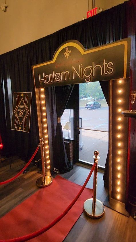 Roaring 50s Birthday Party, Harlem Nights Backdrop, The Great Gatsby Hoco Theme, Harlem Nights Party Decor, Great Gatsby Room Decor, Harlem Nights Decor, Harlem Nights Theme Wedding Reception, Roaring 20s Gala Decor, Harlem Nights Decorations