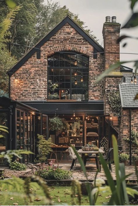 Industrial Loft Exterior, Witchy Home Aesthetic, Bohemian Architecture, Loft Exterior, Industrial Cottage, Cottage Exteriors, Summer Backyard, Industrial Loft, Dream House Interior