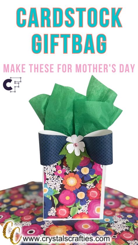 Cricut Gift Bags, Gift Bags Ideas, Gift Bag Diy, Diy Packaging, Wrapping Inspiration, Gift Bags Diy, Bags Ideas, Gift Wrapping Inspiration, Creative Diy Gifts