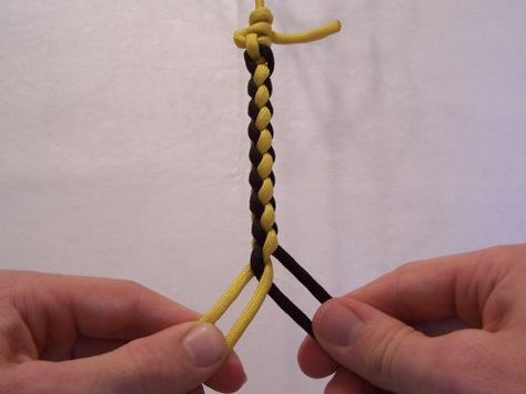 T. J. Potter, Sling Maker - Instructions for a 4-strand Round Braid (for making the lacing cord for my next dress) 4 Cord Braid, 5 Strand Braid Bracelet, How To Braid Rope, Paracord 4 Strand Round Braid, Adjustable Hand-strung Braided Bracelets, Japanese Braided Cords, Square Braid, 4 Strand Round Braid, Horse Hair Braiding