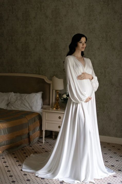 Pregnant In Wedding Dress, Pregnant Elopement Dress, Wedding Dresses Maternity, Civil Wedding Dress For Pregnant Bride, Bump Friendly Wedding Dress, Wedding Pregnant Dress, Pregnant White Dress, Pregnant Wedding Dress Maternity, Wedding Gown For Pregnant Brides