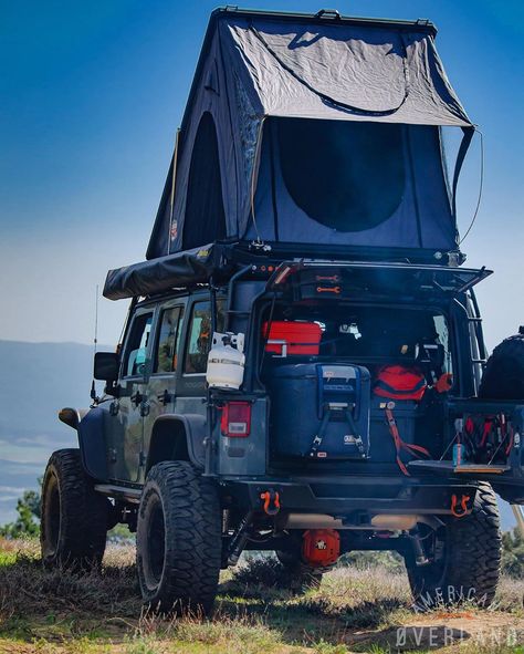 Camper Jeep Wrangler, Jeep Wrangler Overland, Overland Jeep Wrangler, Offroad Jeep Wrangler, Jeep Camping Ideas, Overland Jeep, Jeep Overlanding, Jeeps Offroading, Jeep Wrangler Rubicon Camping