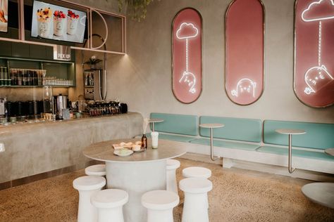 East meets West in Melbourne bubble tea shop Naröcha - Australian Design Review Tea Shop Aesthetic, Tea Shop Design, Asian Tea Ceremony, Bubble Tea Store, Boba Tea Shop, Tea Store Design, Thai Milk Tea, Bubble Tea Shop, Asian Tea