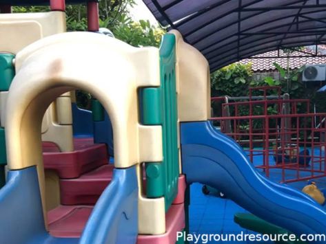 How To Paint Plastic, Pallet Garden Walls, Plastic Playground, Plastic Playhouse, Spray Paint Plastic, Toddler Playground, Playhouse With Slide, Best Spray Paint, Outdoor Play Structures