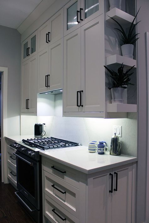 Canadian quartz on the counter top and the back splash. Under cabinet light. Stacked Upper Cabinets, Upper Cabinets To Ceiling, Kitchen Upper Cabinets, Painted White Kitchen, The Ceiling Design, Toronto Spring, Cabinets With Crown Molding, Cabinets To Ceiling, Upper Kitchen Cabinets