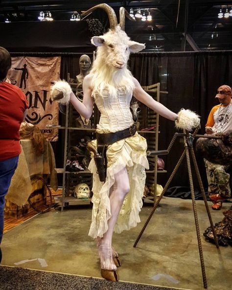 Goat Cosplay, Larp Monster, Pagan Spring, Faun Costume, Goat Mask, Writing Stuff, Fantasias Halloween, Amazing Cosplay, Shoes And Boots