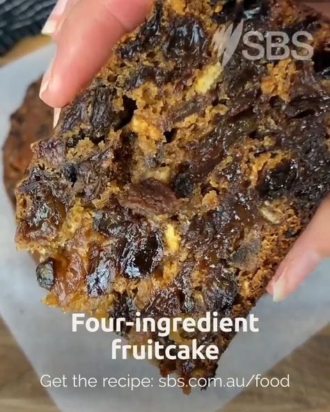 Four-ingredient fruitcake recipe | Play With Your Food | Love dried fruit? This easy four-ingredient fruitcake recipe is for you 😋 🍴Get the recipe from SBS Food here: bit.ly/44USsTE | By SBS Australia | Facebook 3 Ingredient Fruit Cake, 3 Ingredient Fruit Cake Recipe, Sbs Food, Fruitcake Recipes, Country Women, Food Articles, Taste Of Home, Fruit Cake, Dried Fruit