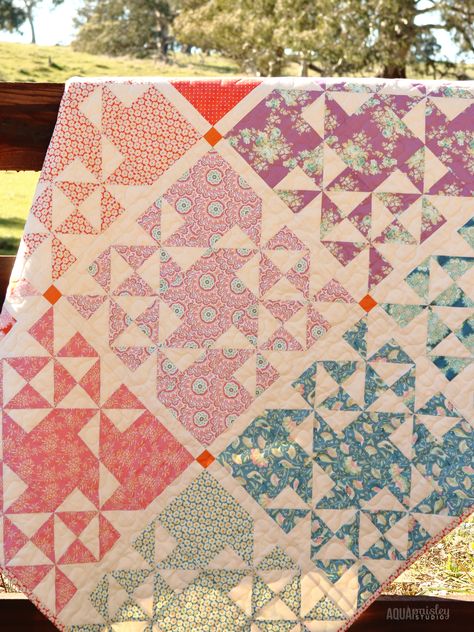 Tilda Harvest Blog Hop | Harvest Market Quilt | Aqua Paisley Studio Tilda Quilts, Quirky Quilts, Block Quilt Ideas, Pinwheel Quilts, Tilda Fabric, Pretty Quilts, Harvest Market, Quilts Vintage, Layer Cake Quilts