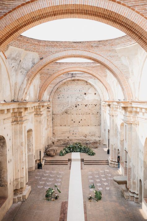 wedding ceremony in Antigua Period Piece Wedding, Wedding In Ruins, Wedding Ceremony Aesthetic, Ancient Ruins Wedding, Historical Wedding Venues, Guatemala Wedding Venues, Wedding Historic Building, Destination Wedding Guatemala, Ancient Wedding