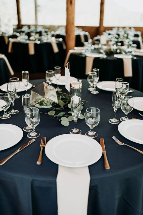 Navy And Black Table Setting, Navy Blue And Mint Green Wedding Decorations Table Settings, Navy Blue Round Tablecloth, Navy White And Greenery Wedding, Blue And Black Table Decorations, Dark Navy Blue And Gold Wedding, Navy Blue And Gold Wedding Table Setting, Wedding Table Settings Navy Blue, Dark Blue Wedding Table Setting