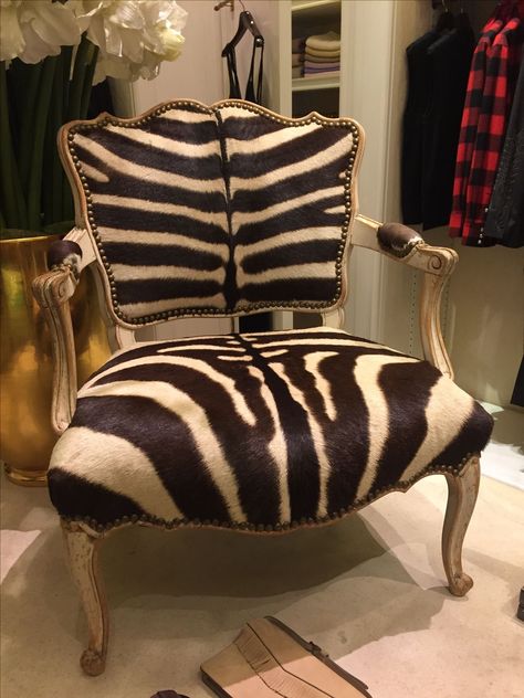 Animal Print Dining Chairs, Animal Print Living Room, Animal Print Furniture, Zebra Decor, African Interior Design, Animal Print Decor, African Interior, Reupholster Furniture, African Home Decor