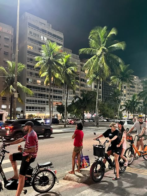 Brazil Night Aesthetic, Life In Brazil, Brazil At Night, Brazil Streets, Brazil Nightlife, Copacabana Aesthetic, Brazil Apartment, Brazil Copacabana, Brazil Night