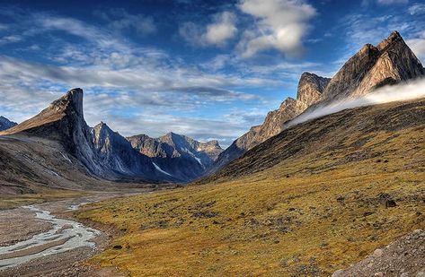 New map for Nunavut’s Auyuittuq National Park features Inuktitut place names - ArcticToday Auyuittuq National Park, Canadian Road Trip, Baffin Island, Ancient Kings, Canada Map, Parks Canada, O Canada, Breathtaking Places, Explore Canada