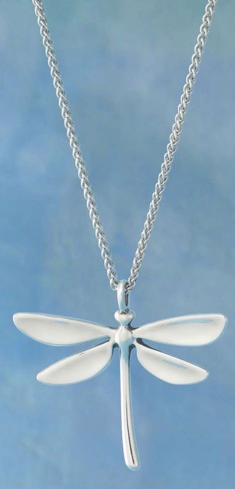 Admin Day, Dragonfly Jewelry, Dragonfly Pendant, Dragon Fly, James Avery, Bird Jewelry, Creating Jewelry, Nature Inspired Jewelry, Cool Necklaces