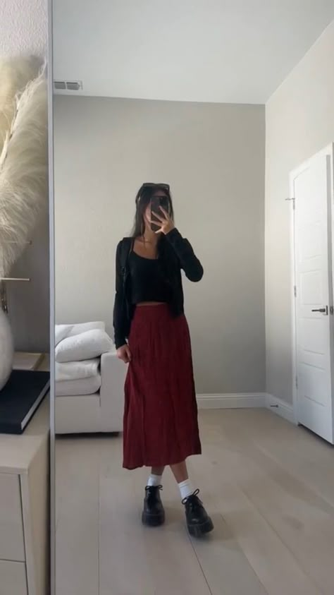 Oxfords Outfit, Doc Martens Outfit, Outfit Inspo Fall, Doc Martens, Casual Style Outfits, Modest Outfits, Cute Casual Outfits, Skirt Outfits, Look Fashion