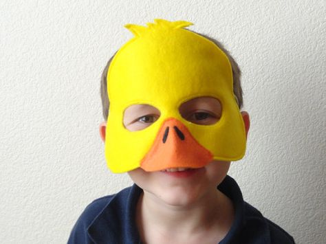 Duck Felt Mask by JulieMarieKids on Etsy Ideas Disfraz, Camping Zone, Duck Mask, Duck Costume, Duck Crafts, What The Duck, Felt Mask, Drama Club, Felt Projects