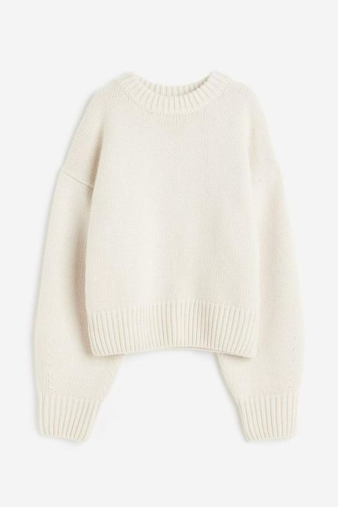 White Oversized Sweater, Branded Outfits, Pull Oversize, Oversized Jumper, Cashmere Blend Sweater, Oversized Pullover, Fashion People, City Chic, Wide Sleeves