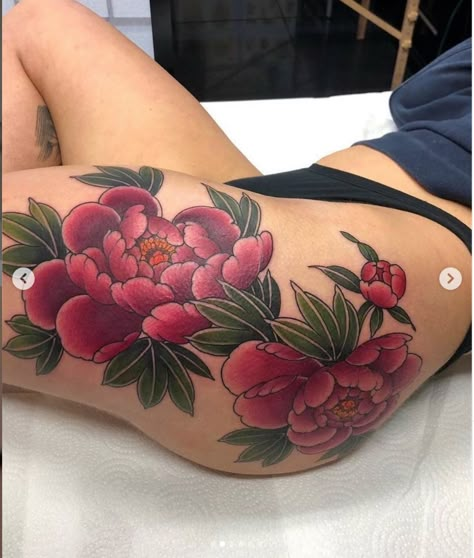 Womens Chest Tattoo Flowers, Upper Arm Shoulder Tattoo, Red Peony Tattoo, Tats On Women, Arm Shoulder Tattoo, Chest Tattoo Flowers, Red Flower Tattoo, Sternum Piece, Frankenstein Tattoo