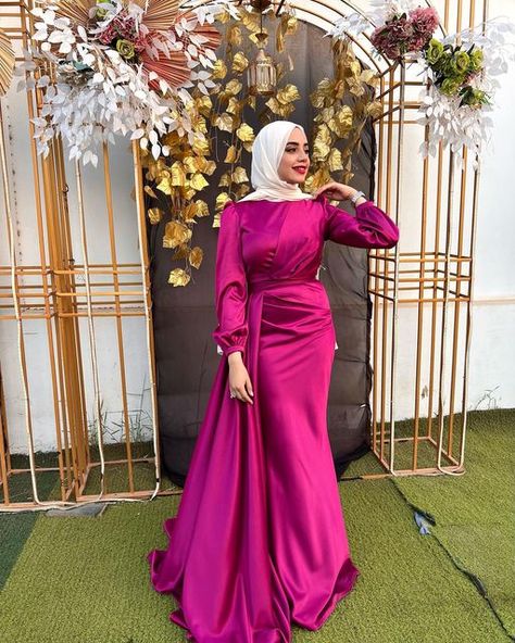 Pink Hijabi Dresses, Pink Soiree Dresses, Elegant Hijabi Soiree Dresses, Hijabi Engagement Dress, Pink Dress Hijab, Hijabi Dresses Soiree, Hijabi Soiree, Engagement Dress Hijab, Satin Dress Hijab