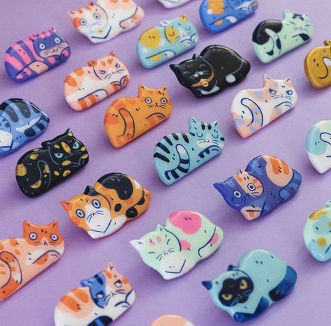 Polymer Clay Cats, Polymer Clay Cat, Clay Cat, Clay Magnets, Clay Diy Projects, Acrylic Gouache, Ceramics Pottery Art, Clay Art Projects, Clay Figures