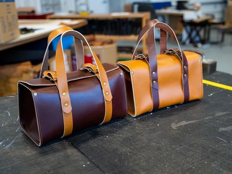 Men's Leather Tool Bag/large Personalized Tool Box/natural - Etsy Leather Tool Bag, Handmade Leather Purse, Tooled Leather Bag, Leather Storage, Leather Trifold Wallet, Leather Apron, Knitting Project Bag, Leather Art, Motorcycle Leather