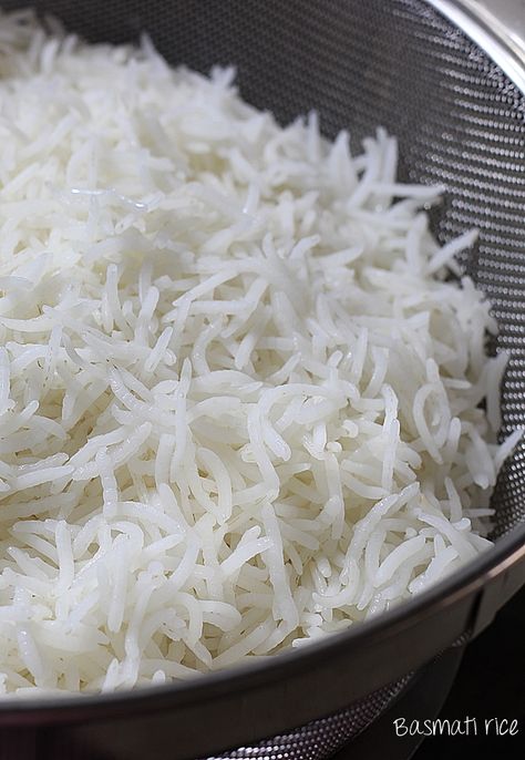 How to cook basmati rice for biryani recipe. Learn to cook basmati rice right for any kind of dum biryani with step by step photos. Choose best quality rice Rice Growing, Jasmin Rice, Calrose Rice, Rice Biryani, Rice Basmati, Rice Photo, Basmati Rice Recipes, Turmeric Rice, Yogurt Marinade