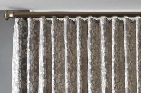 French Pleat Drapery, Ripplefold Draperies, Beauty Texture, Country Designs, Drapery Styles, Window Curtains Living Room, Pleated Drapery, Drapery Designs, Trend Fabrics