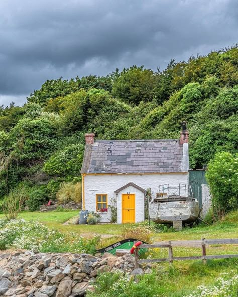 Irish Summer Aesthetic, Ireland Aesthetic Irish Cottage, Erin Aesthetic, Iceland Aesthetic, Ireland 2023, Ireland Aesthetic, Ireland Cottage, County Donegal, Donegal Ireland