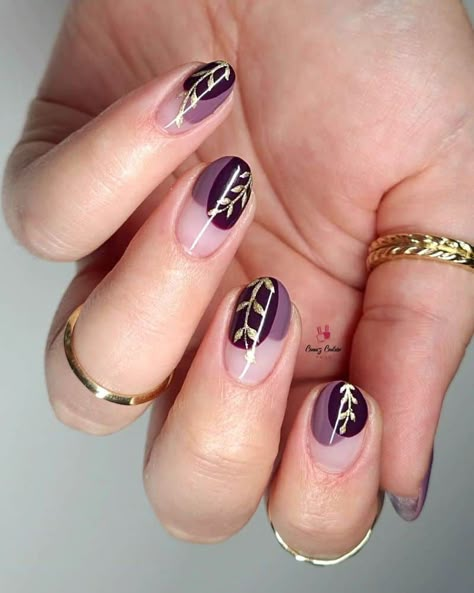 22+ Purple and Gold Nails With An Elegant Appeal (Dark & Light) Plum And White Nails, Purple And Gold Wedding Makeup, Dark Purple Nail French Tip, Purple Nails With Gold Glitter, Burgundy And Purple Nails, Purple Boho Nails, Nails For Dark Purple Dress, Nails To Go With Purple Dress, Royal Purple Nails Design