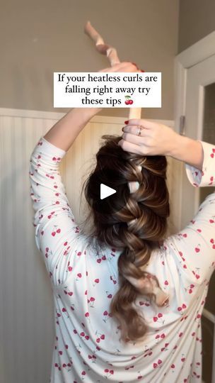 123K views · 53 reactions | If your heatless curls drop fast, this one’s for you!

I use the dae wave spray before putting in my heatless curler and then follow up with bumble and bumbles dryspun volume spray the next day. 

Some additional tips:
- try putting your heatless curler in your hair within 2 hours of it being washed (this is when it holds best)
- Avoid any heavy products that could weigh your curls down
- If your hair is dirty, try spritzing with water before applying to help the curls form. (Avoid this if you have naturally textured hair!

LMK what other questions you have ❤️
#heatlesscurls #heatlesshair #overnightcurls #healthyhair #hairhacks #viralhair #unicornheatlesscurls | Sara Strueby | Reneé Rapp · Pretty Girls Heatless Curler, Volume Spray, Heatless Curlers, Easy Care Hairstyles, Wave Spray, Overnight Curls, Heatless Hairstyles, Heatless Curls, Bumble And Bumble